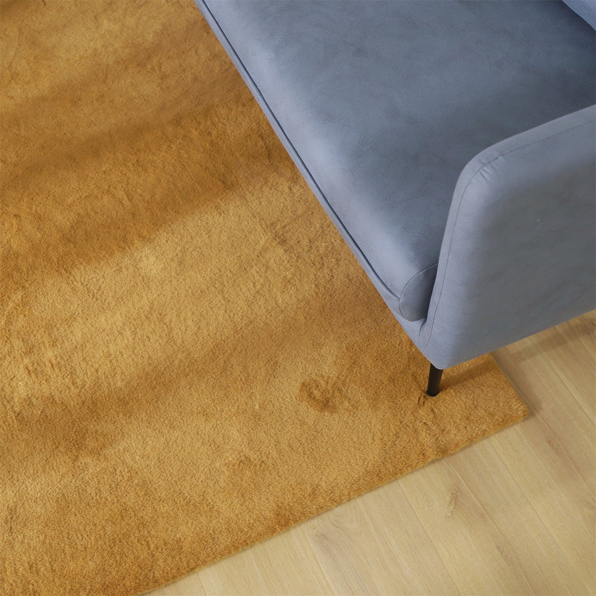 Soft Solid-Color Area Rug