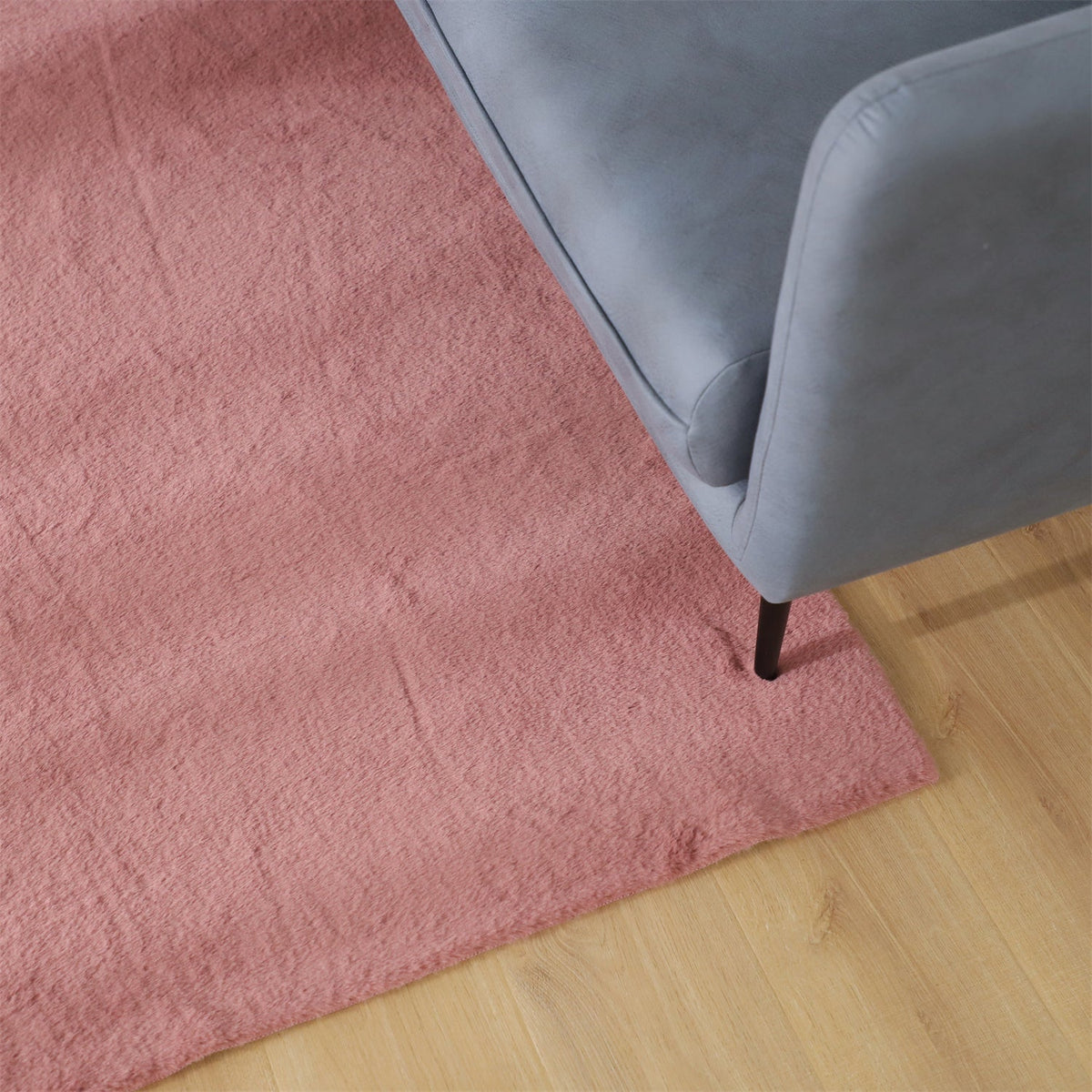 Soft Solid-Color Area Rug