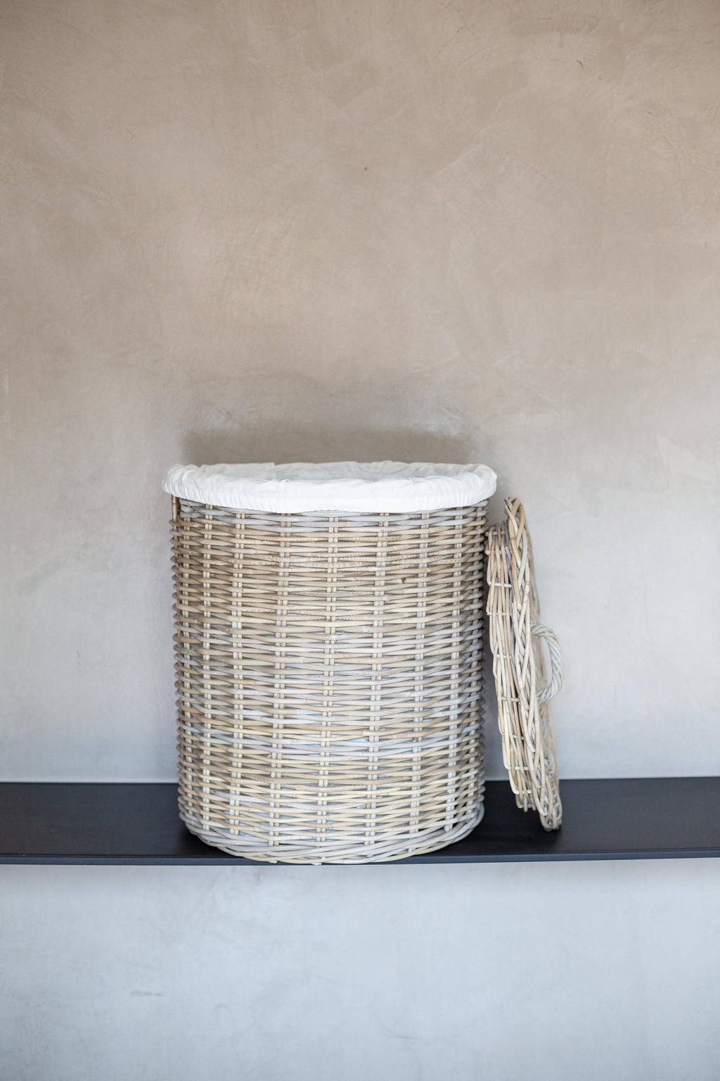 Rattan Laundry Baskets with Lid and Inner Bag